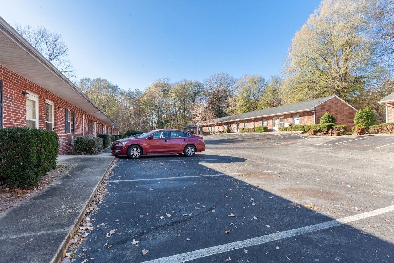 Lakeview Apts