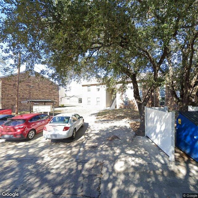 Lantana Apartments