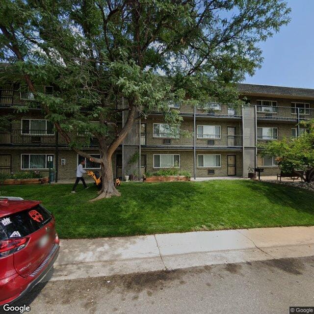 Lara Lea Apts