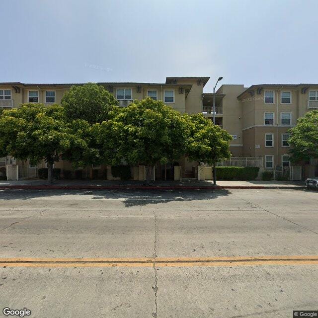 Las Brisas Apts
