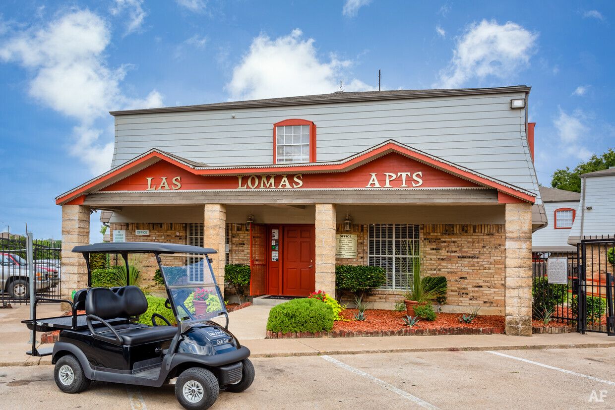 Las Lomas Apts