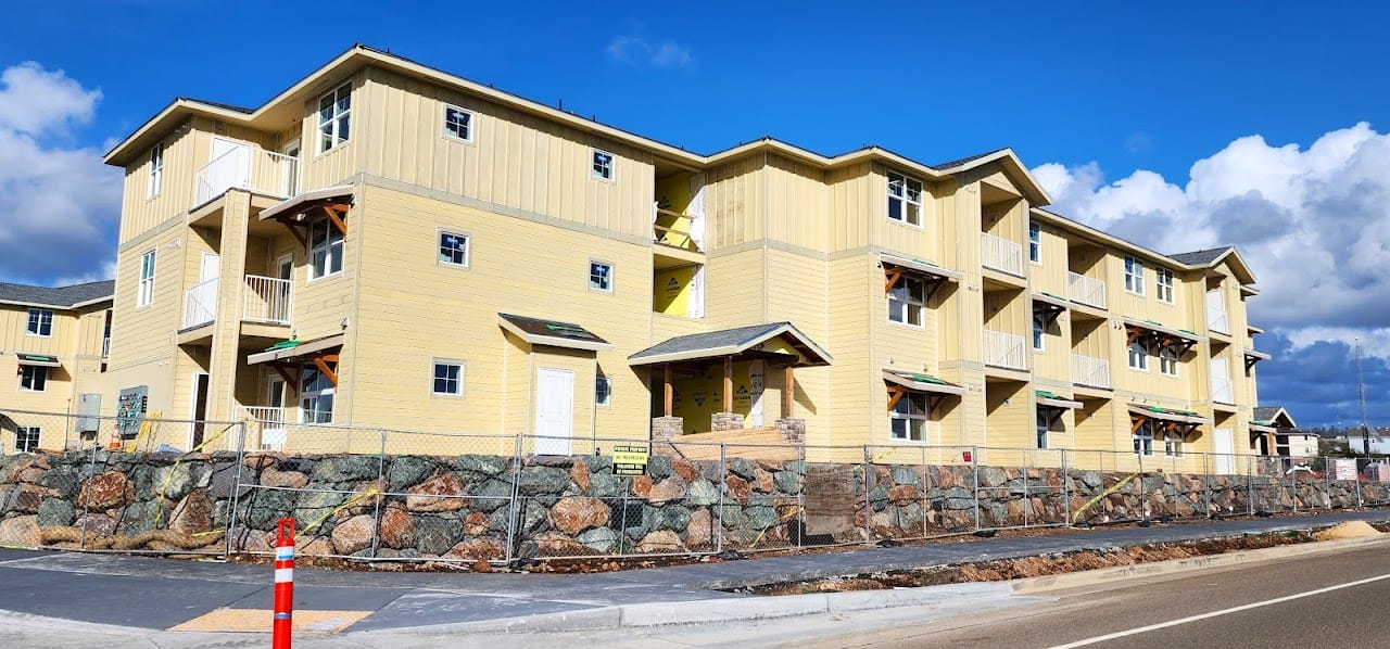 Lava Ridge Apartments