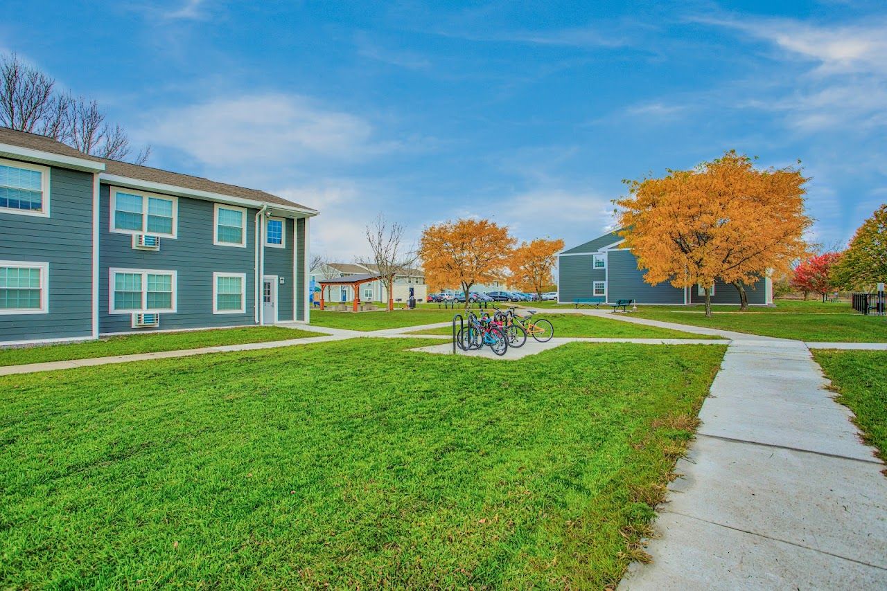 Lawrence Avenue Apartments