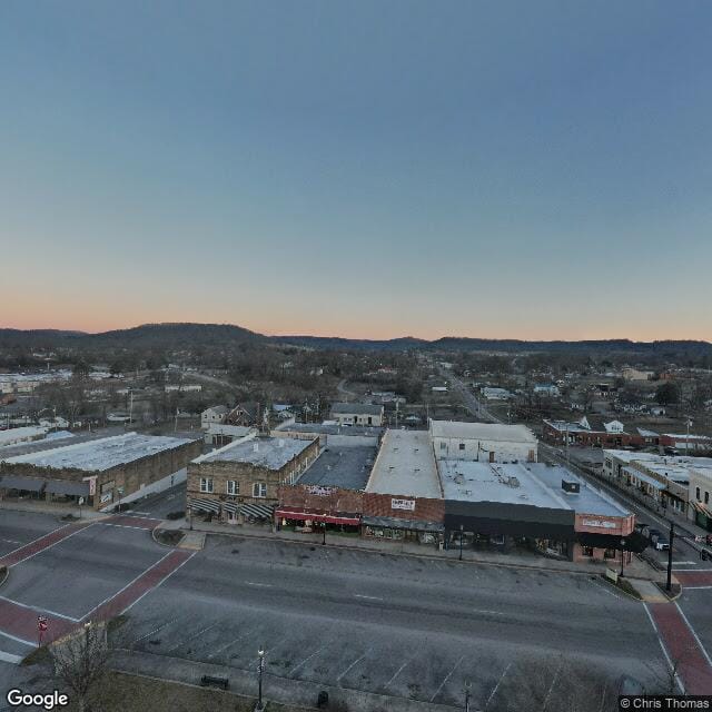 Lee Apts