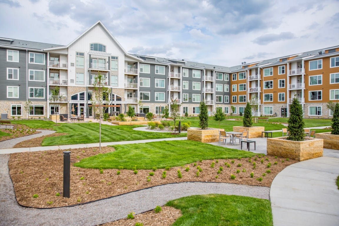 Legends Of Champlin Apartments