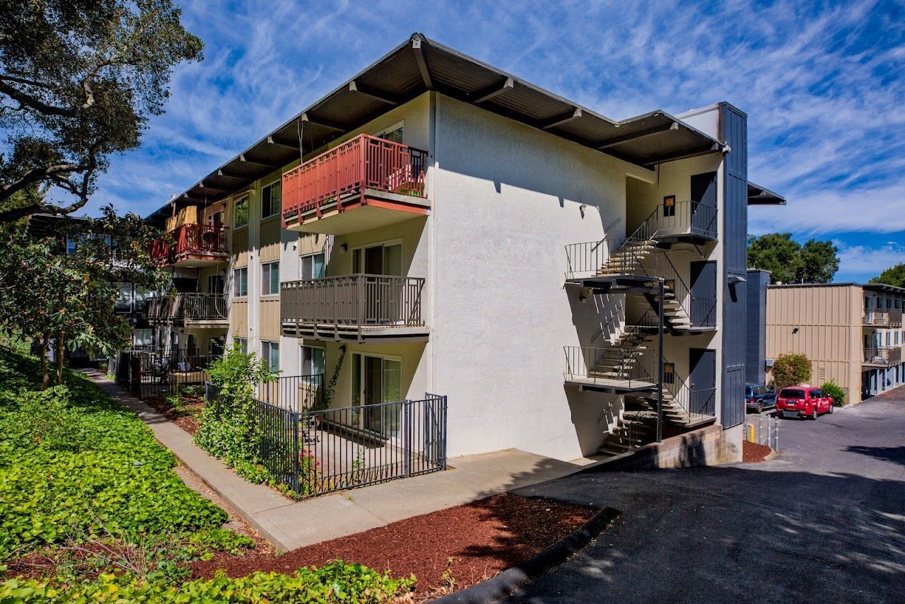 Leisure Terrace Apartments