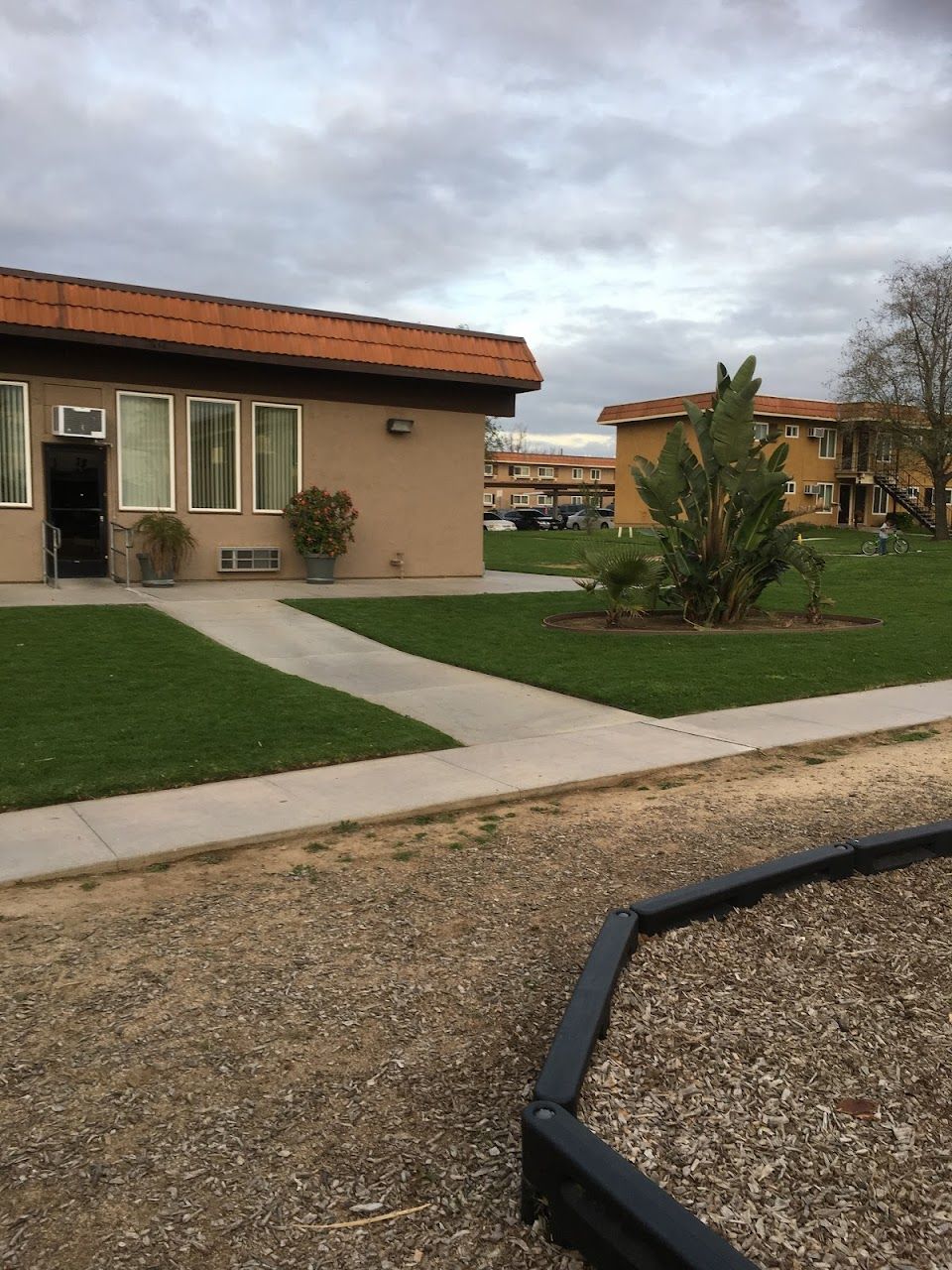 Lincoln Apts