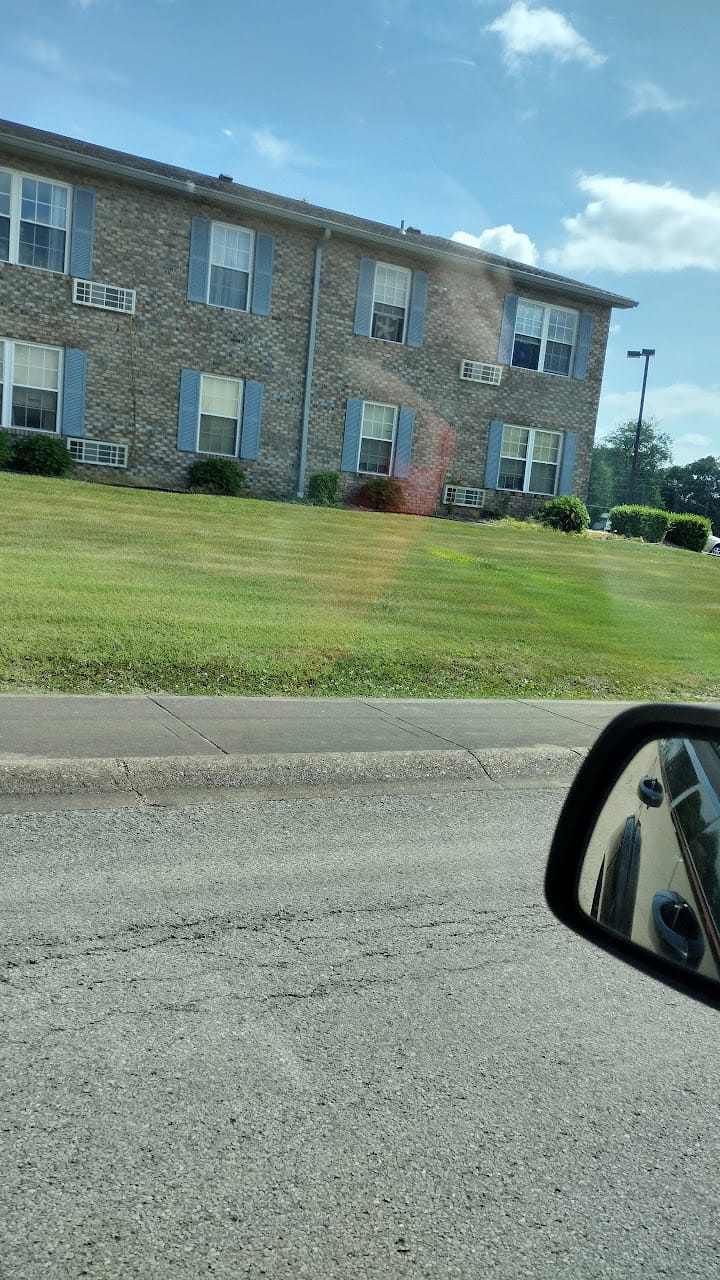 Lincoln Place Apts
