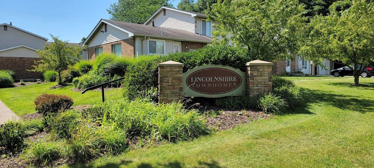 Lincolnshire Townhomes (Albion)