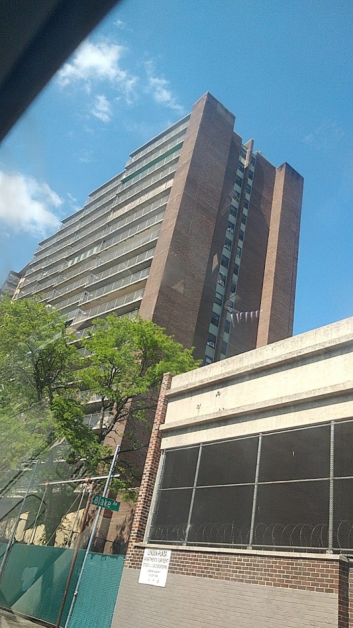 Linda Plaza Apts