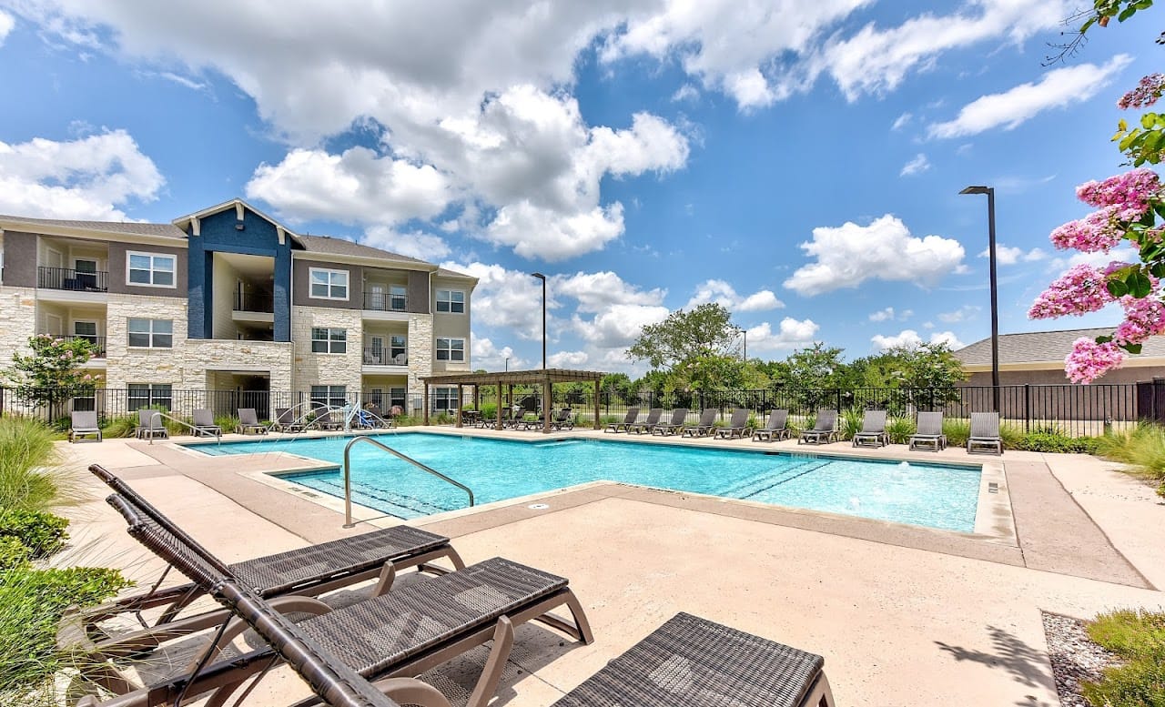 Live Oak Apartments