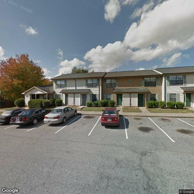 Lockhart Lane Apts