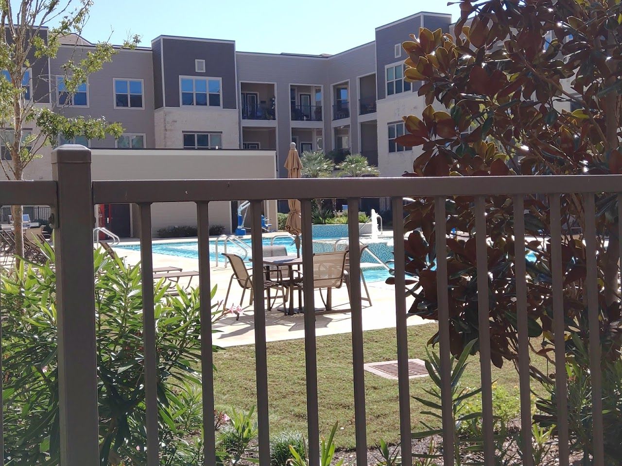 Lodge At Westlake