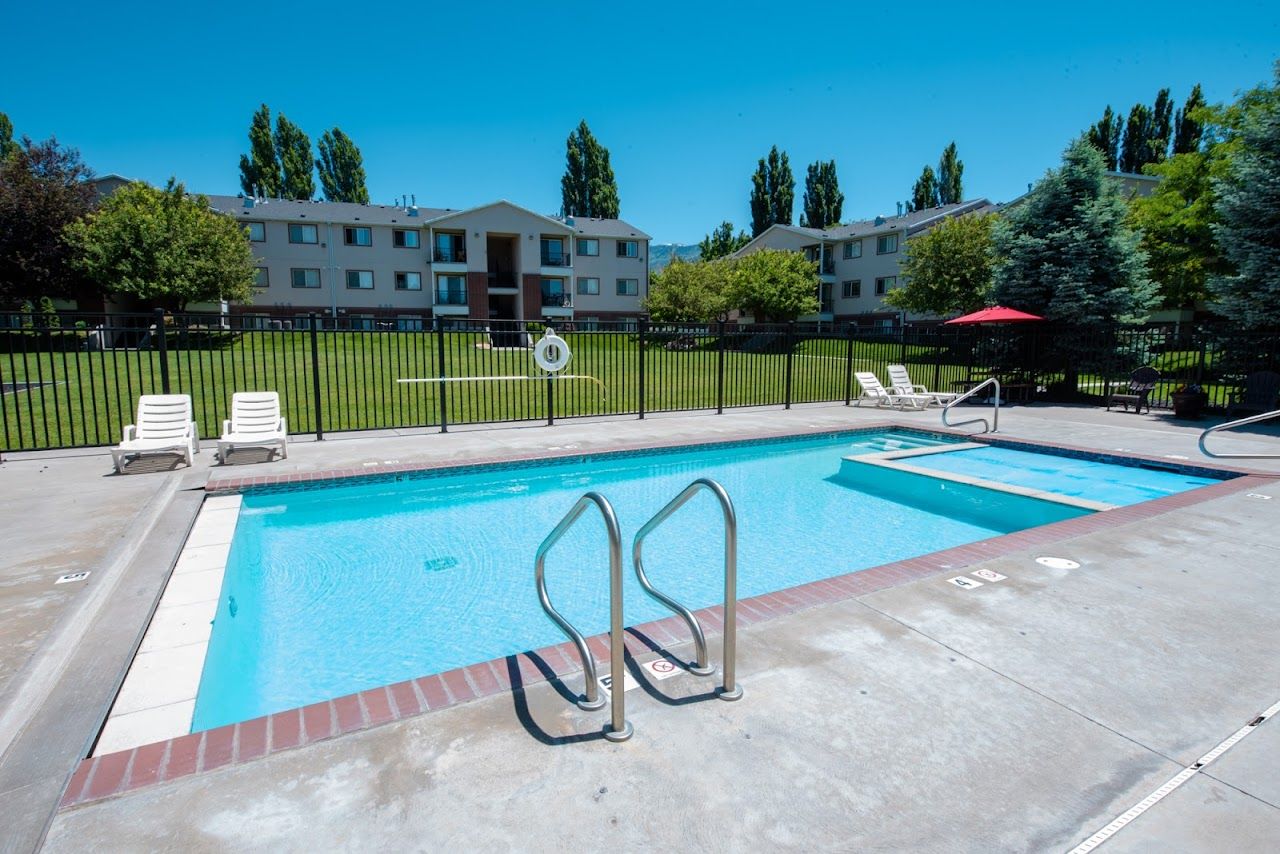 Logan Pointe Apts.