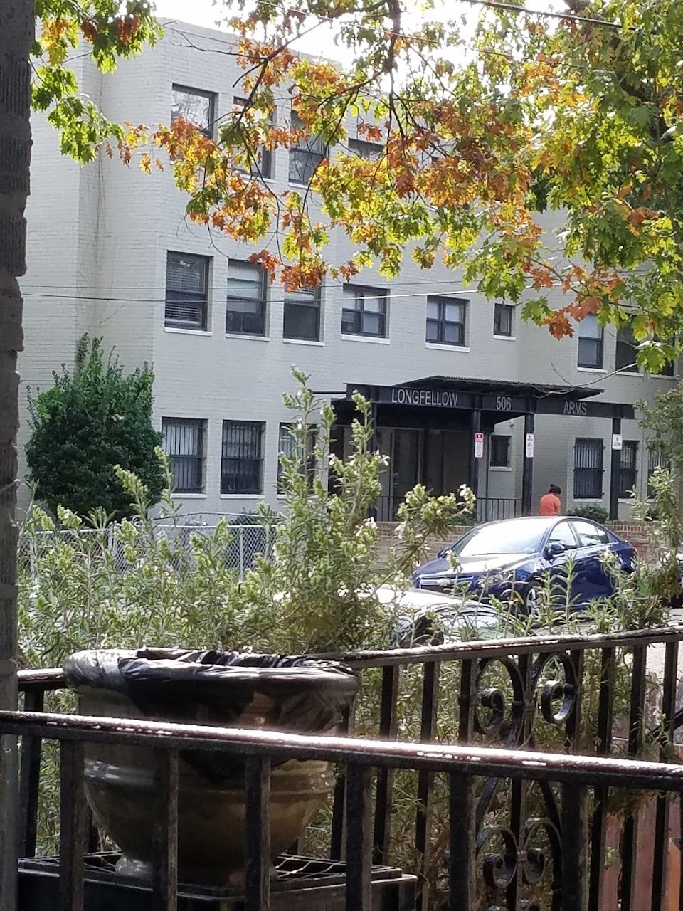 Longfellow Arms Apts