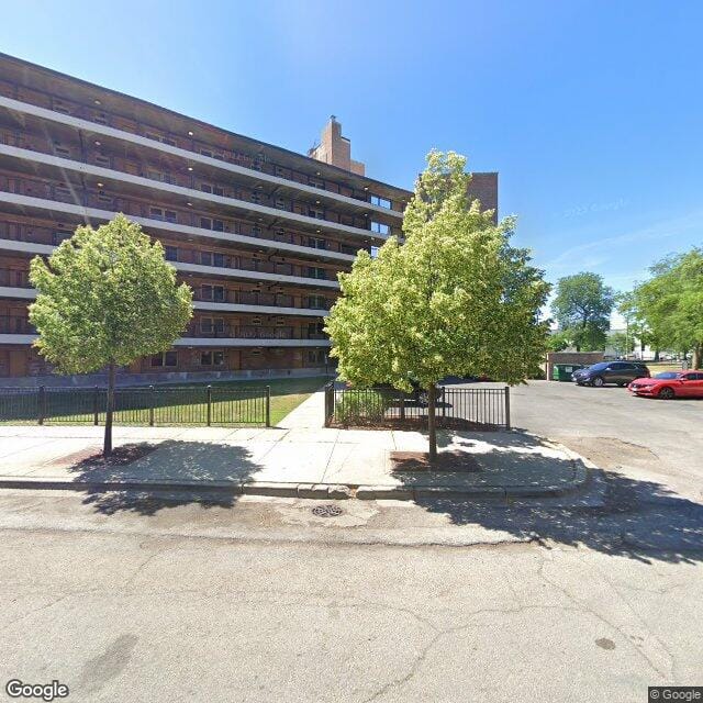 Loomis Courts