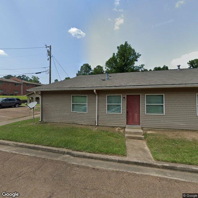 Lower Woodville Apartments