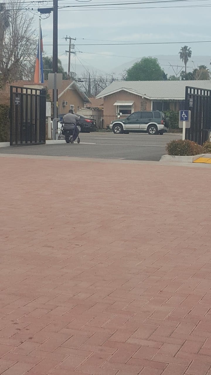 Lugo Senior Apts