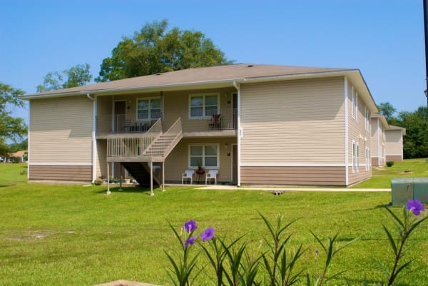 Lyman Village Apts