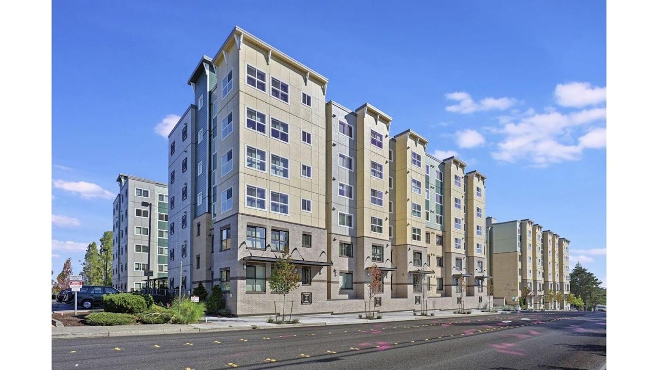 Lynnwood City Center Senior Living