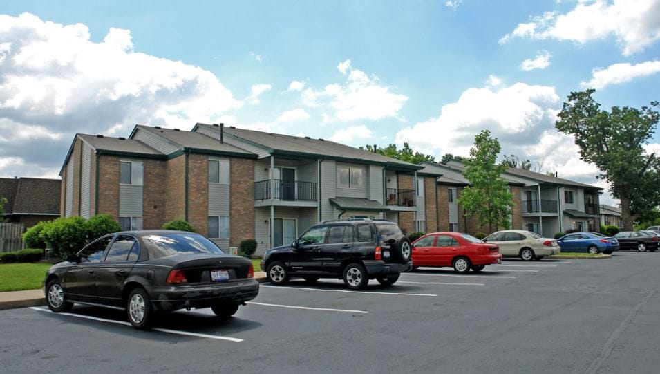 Lyons Gate Apt Homes