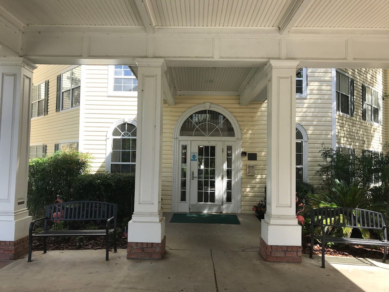 Magnolia Walk Ii