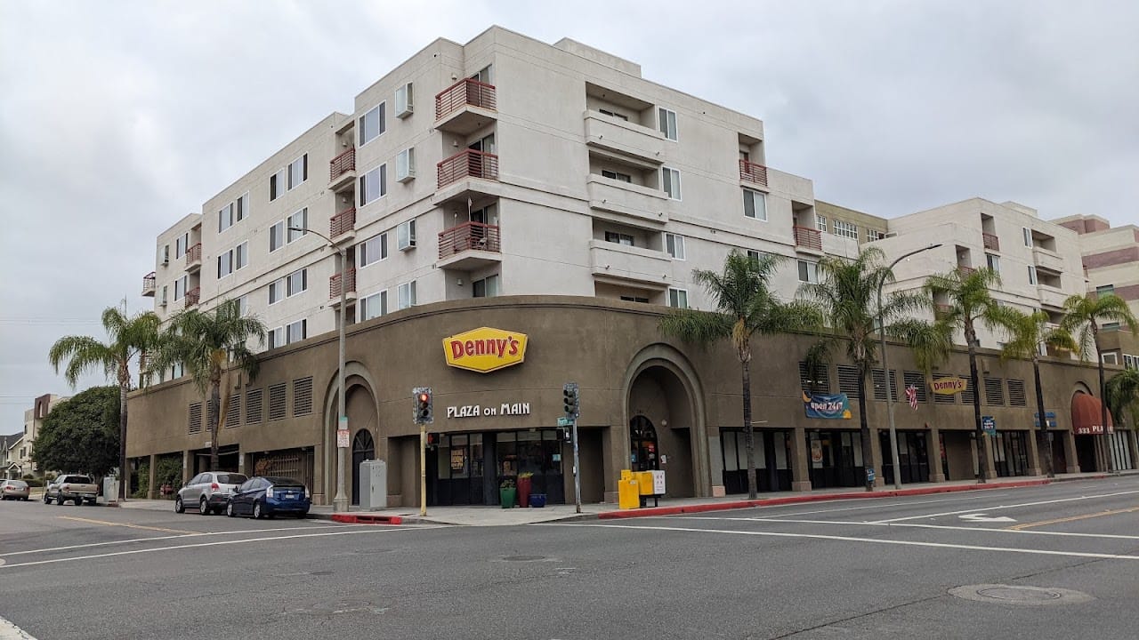 Main Street Plaza