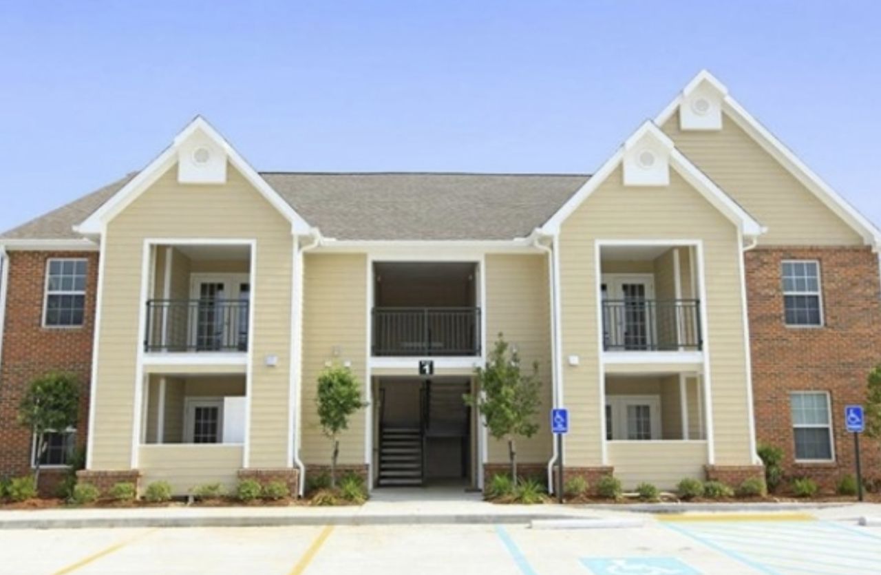 Manor At Lake Charles (Formerly Fifth Avenue Apts)