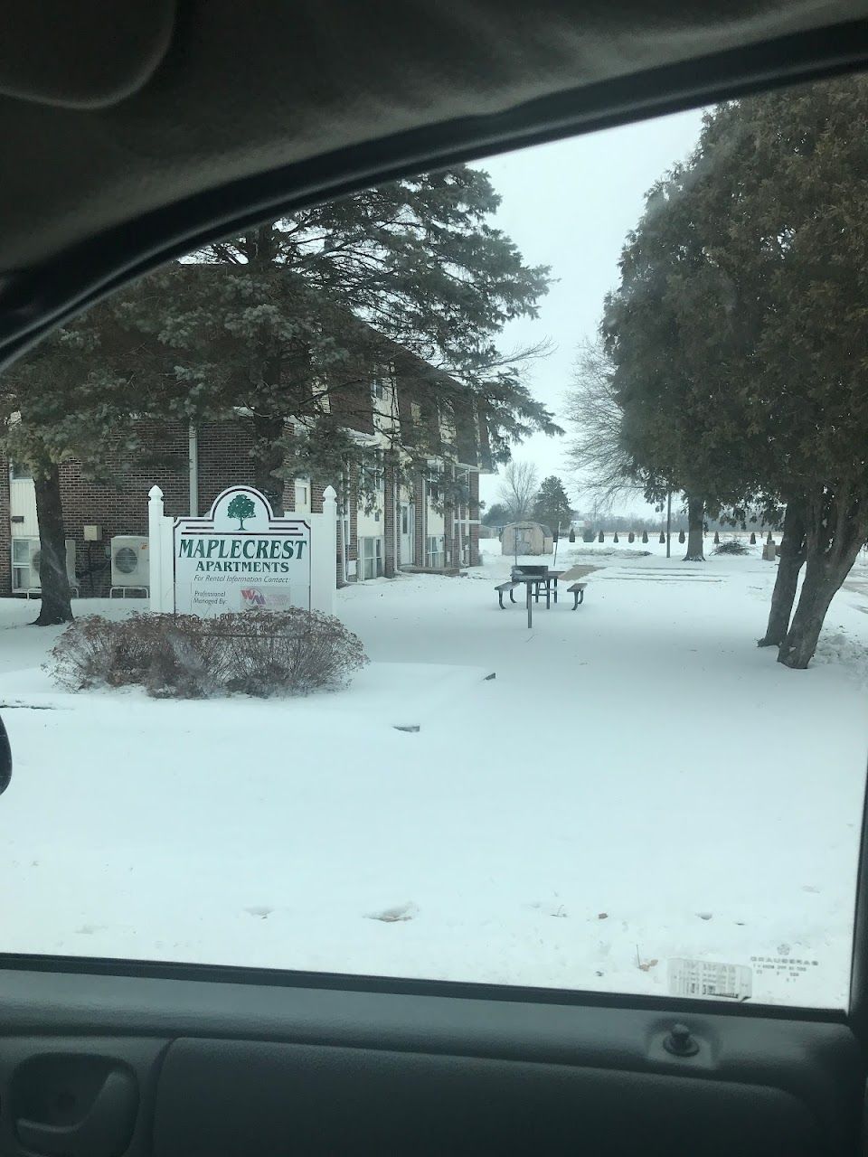 Maple Crest Apts
