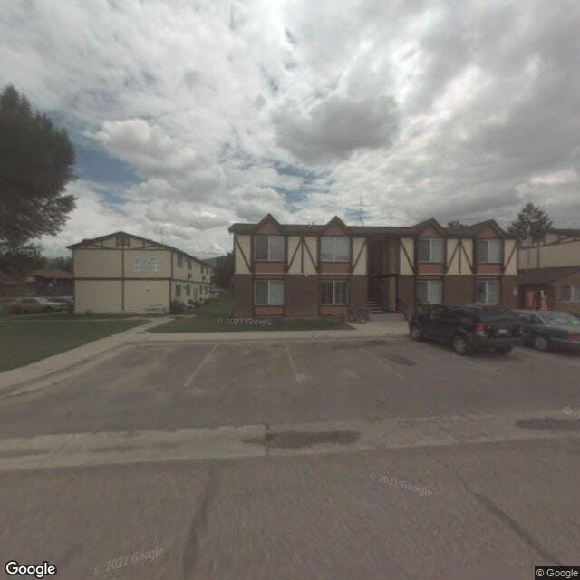Maple Drive Apts.