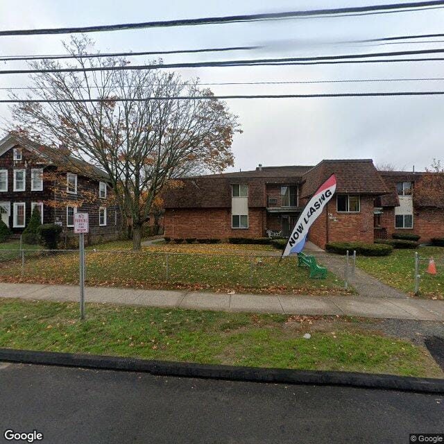 Maple Hill Apts