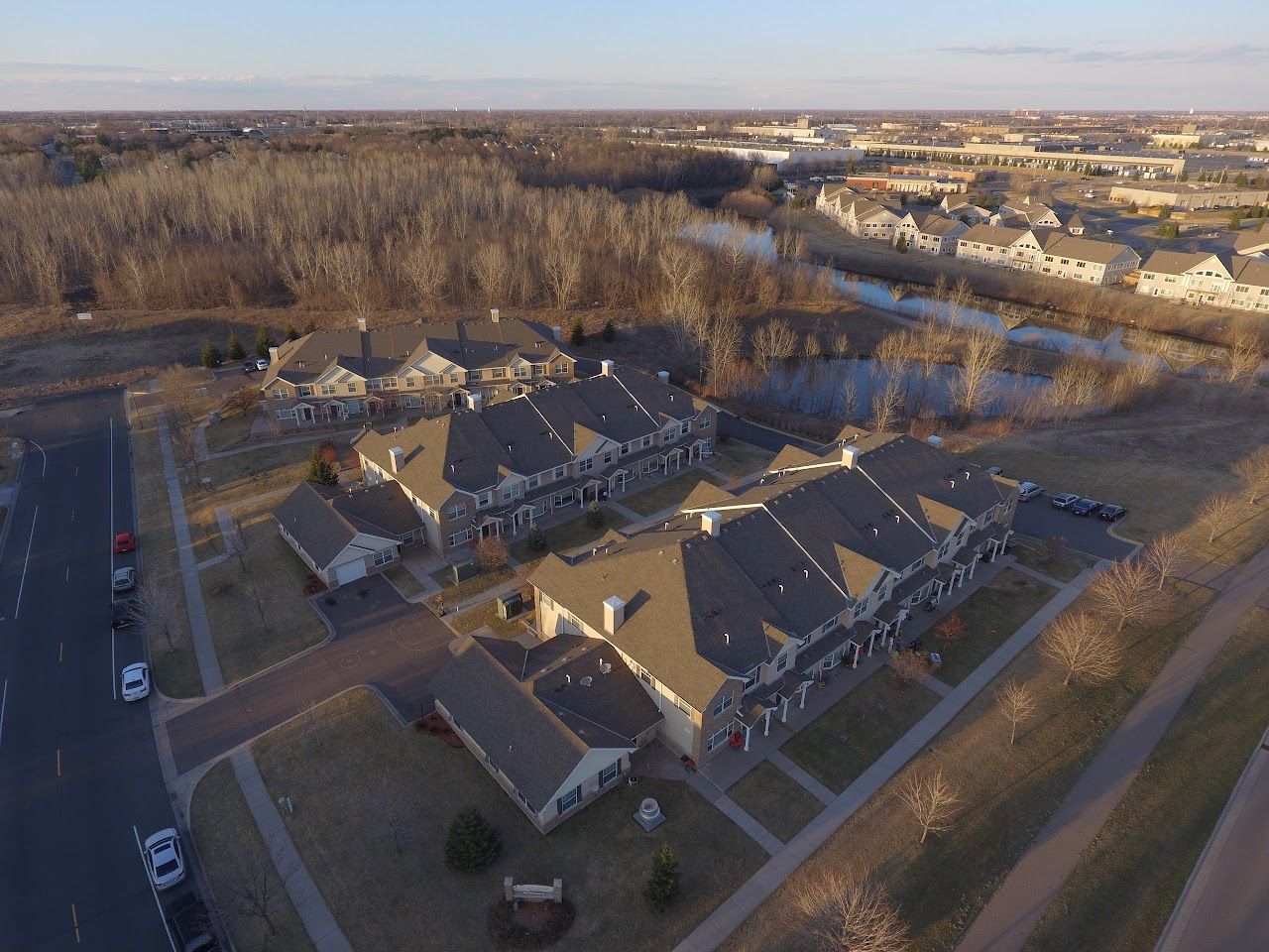 Maple Lakes Townhomes (Fka Weaver Lake Th)