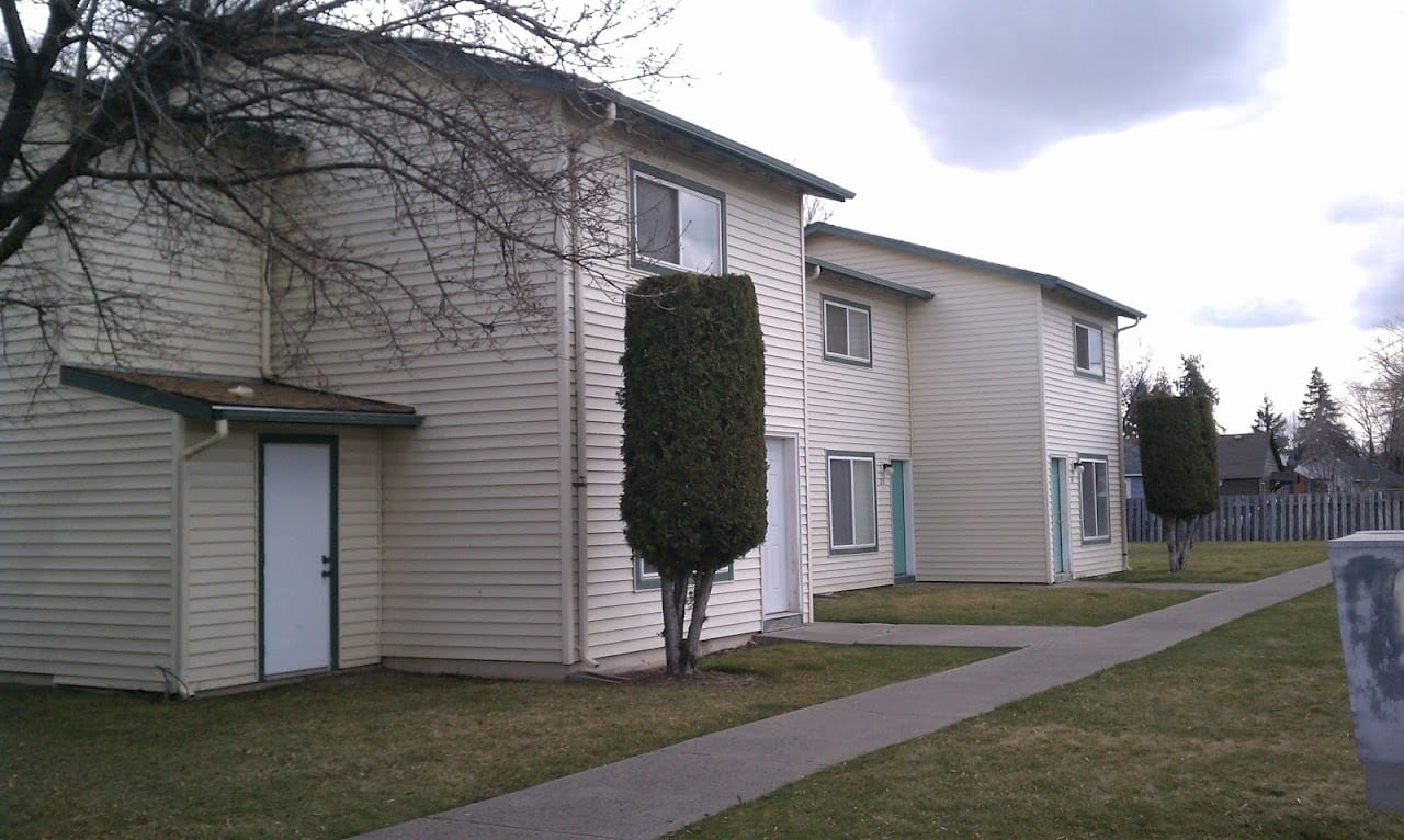 Maple Leaf Townhouses