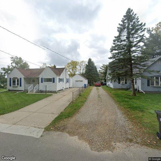 Maple Ridge Senior Apts