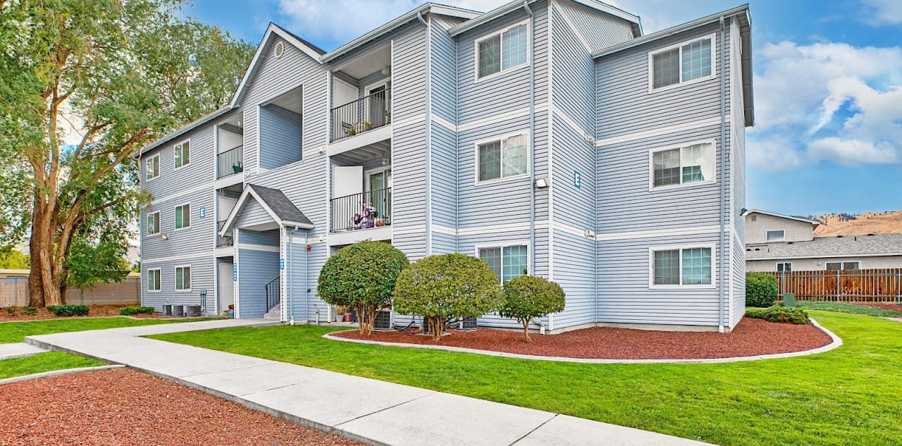 Maple Street Apartments
