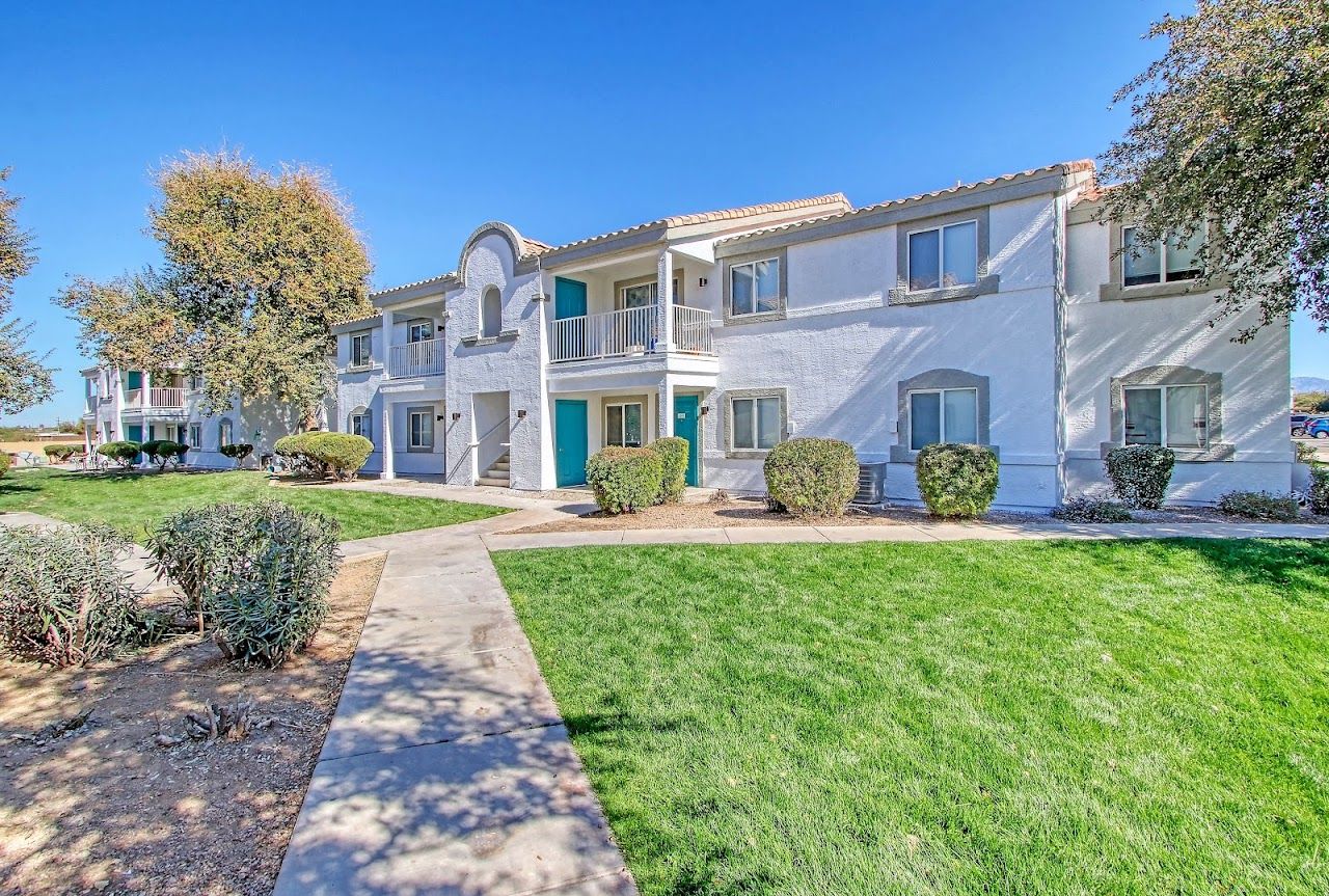 Marana Apts