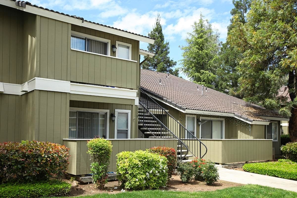 Mariposa Meadows