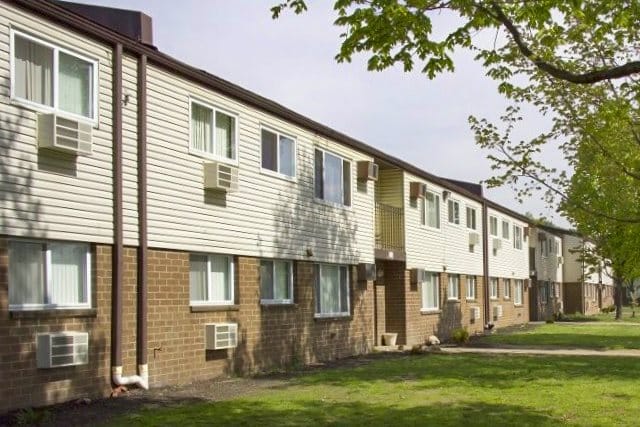 Market Square Apts