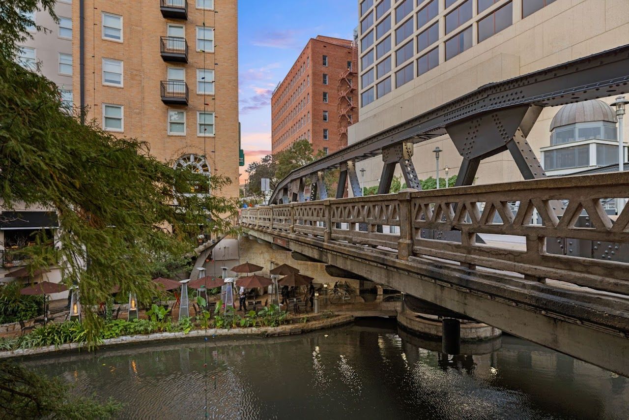 Maverick Apts