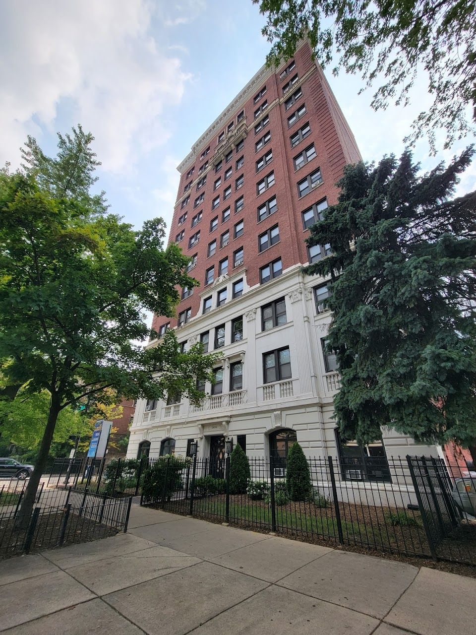 Mayfair Apts