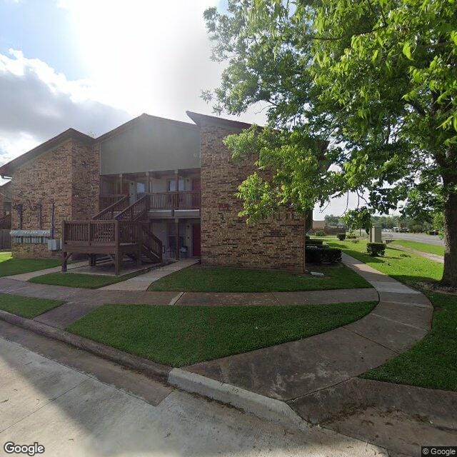 Mckinney Manor Apartments
