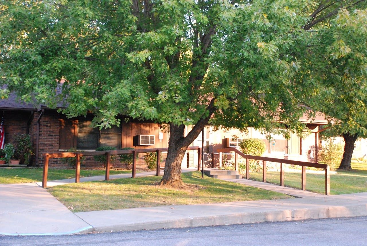Meadow Lark Senior Apts