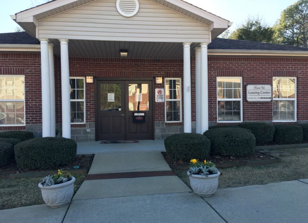 Meadow Oaks Apts