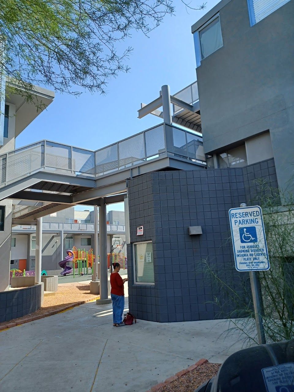 Meadowbrook Housing