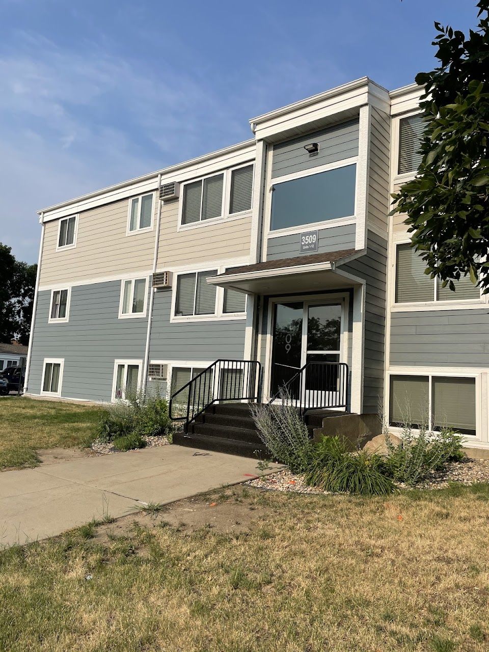 Meadowland Apartments