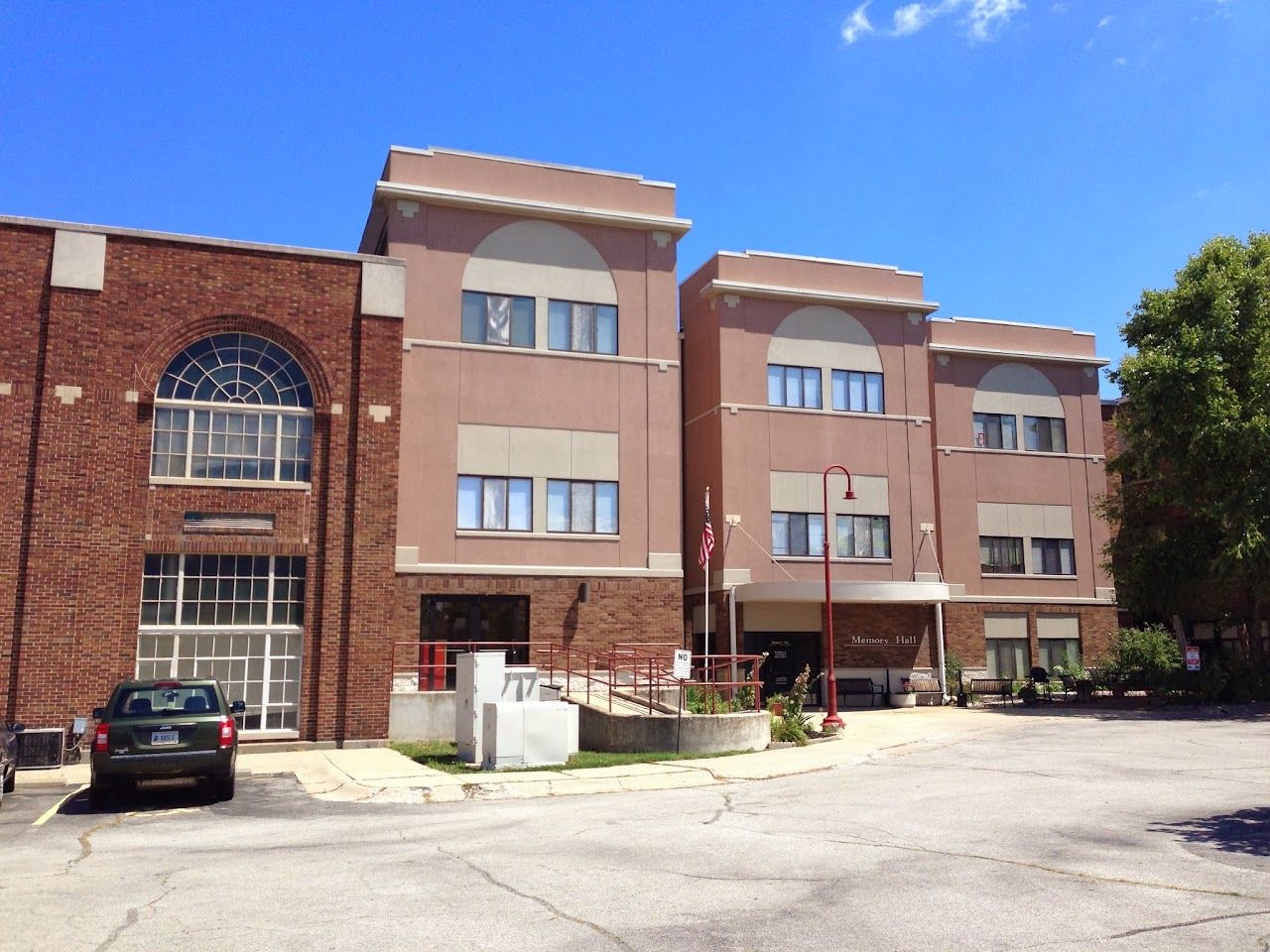 Memory Hall Lebanon Senior Apts