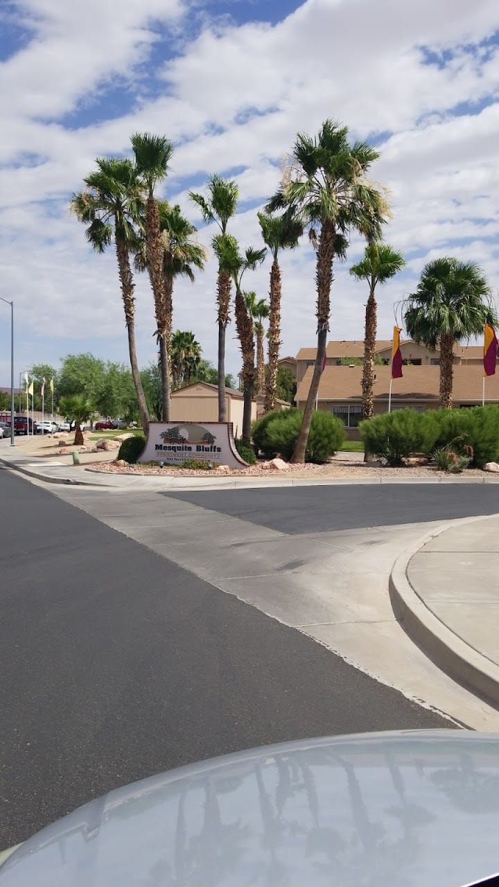 Mesquite Bluffs Apts