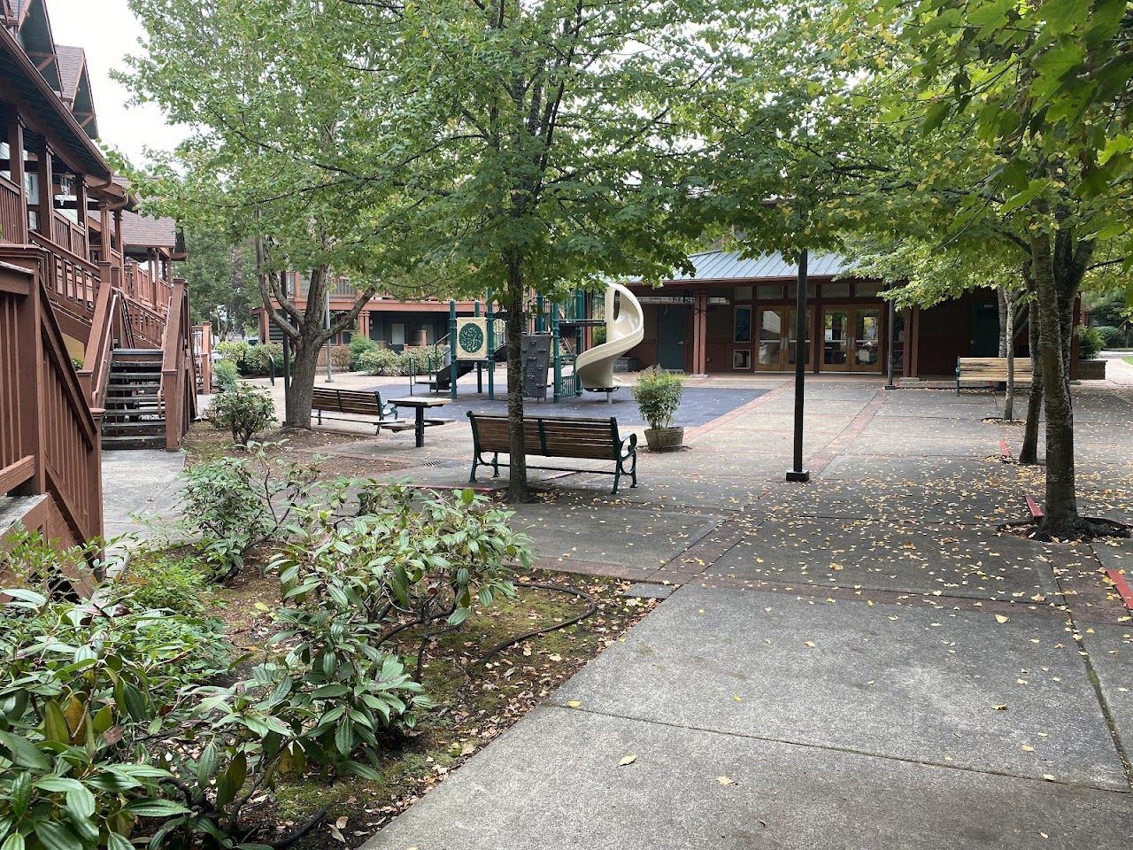 Mews At Cascadia Village