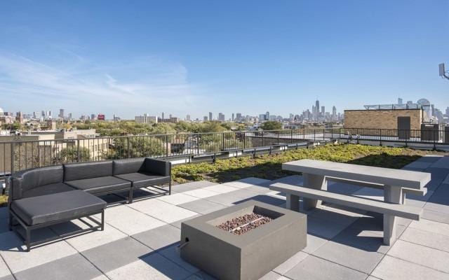 Milwaukee Avenue Apts