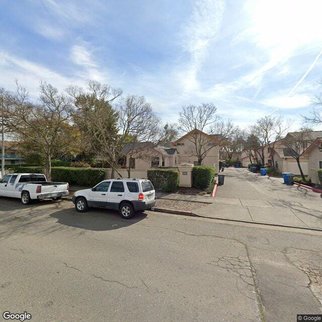 Mission Suites Apts